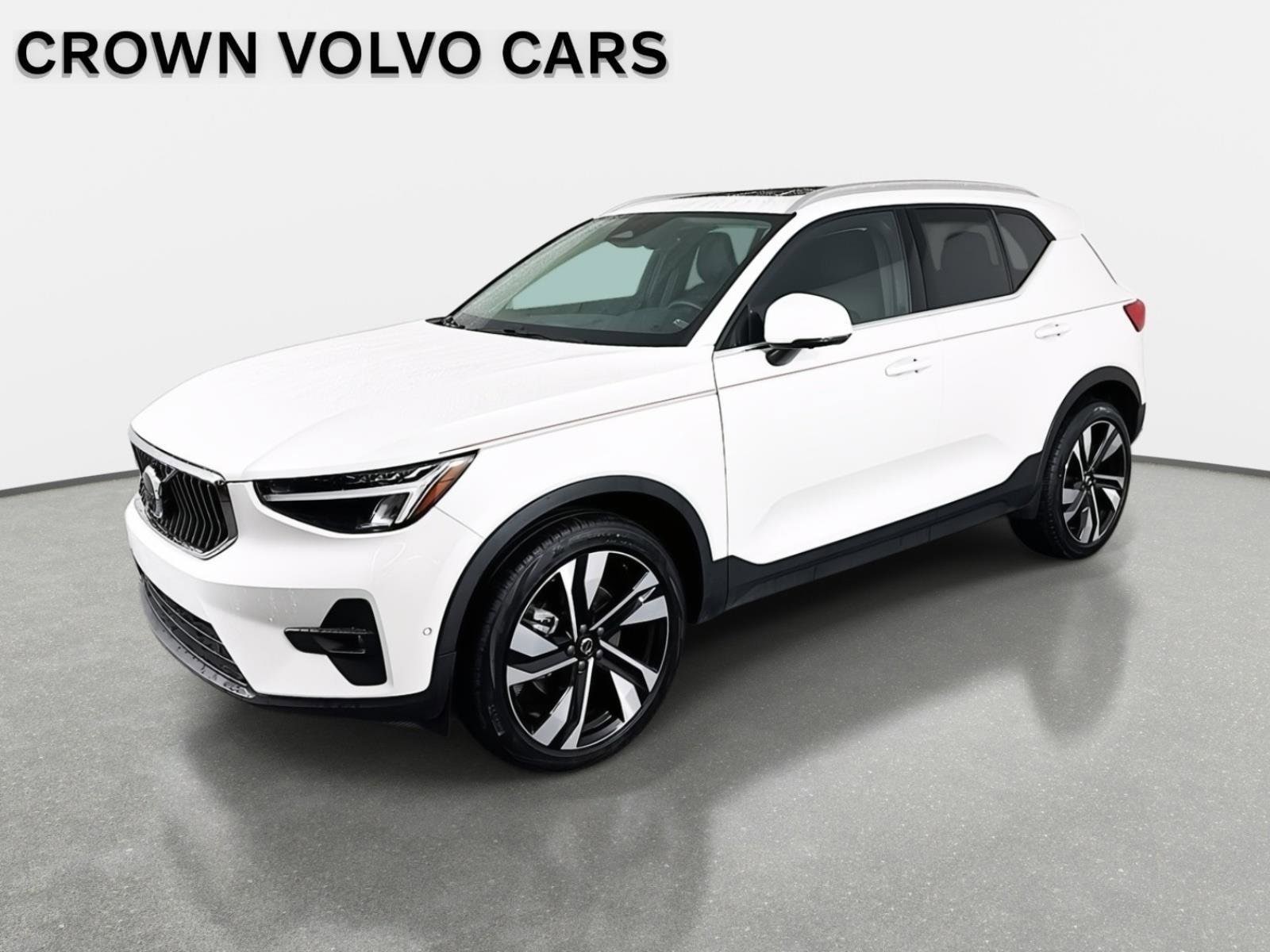 2023 Volvo XC40 B5 Plus Bright AWD's photo
