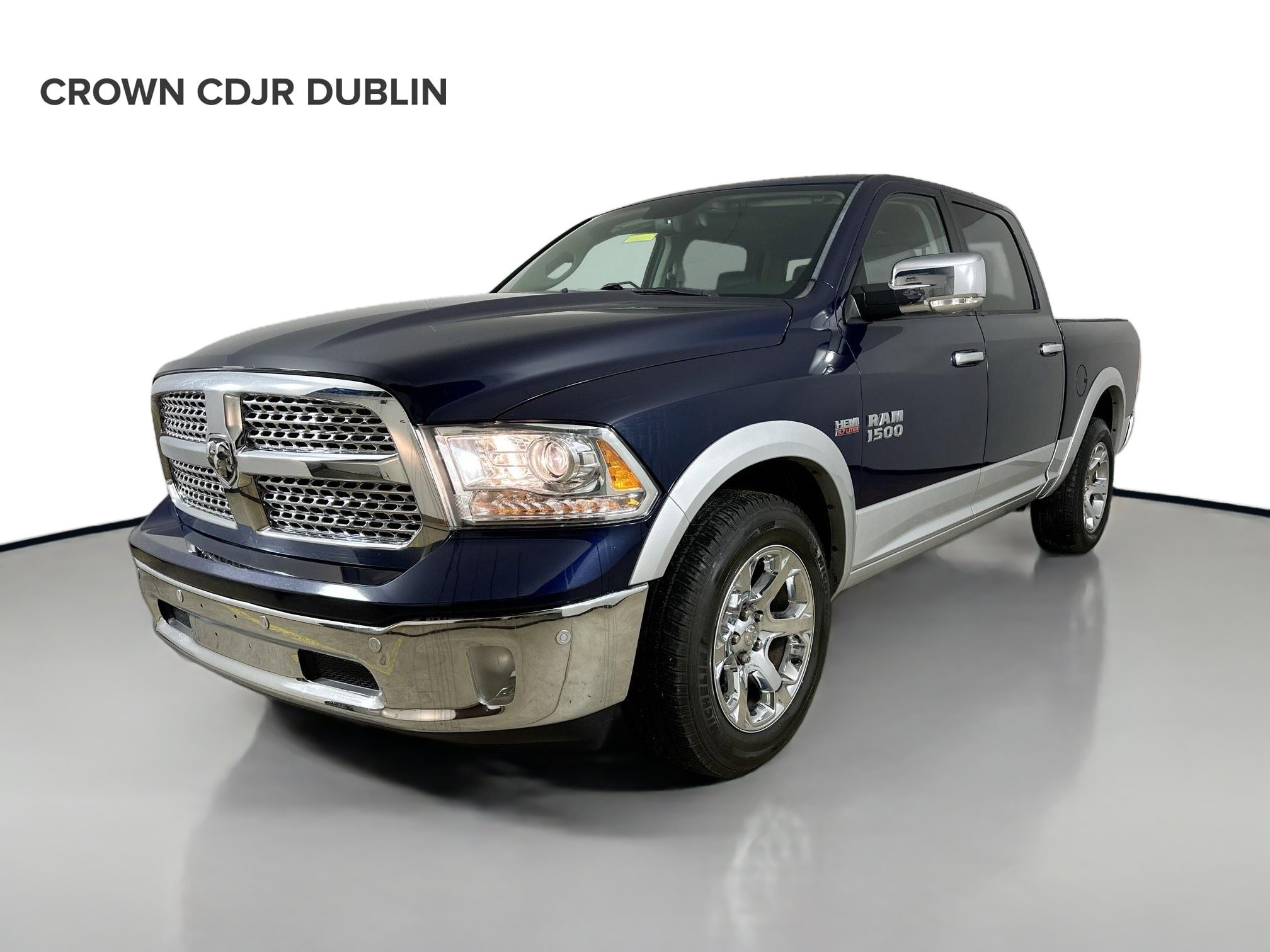 2016 RAM 1500 Laramie 4x4 Crew Cab 5'7's photo