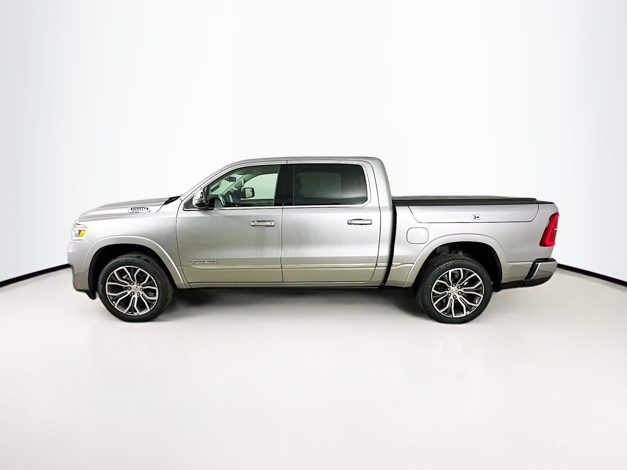 2025 Ram 1500 photo 4