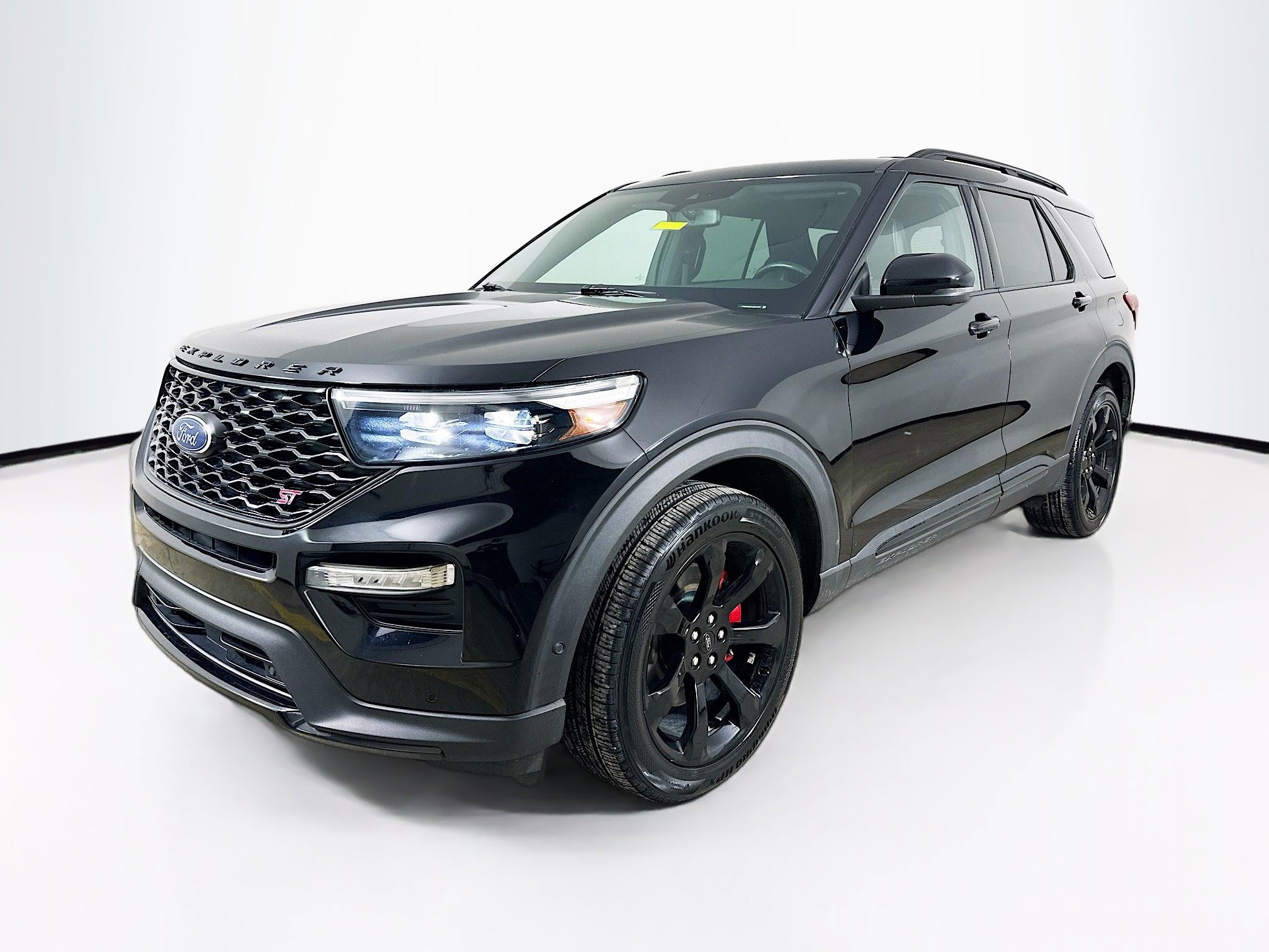 2020 Ford Explorer ST's photo