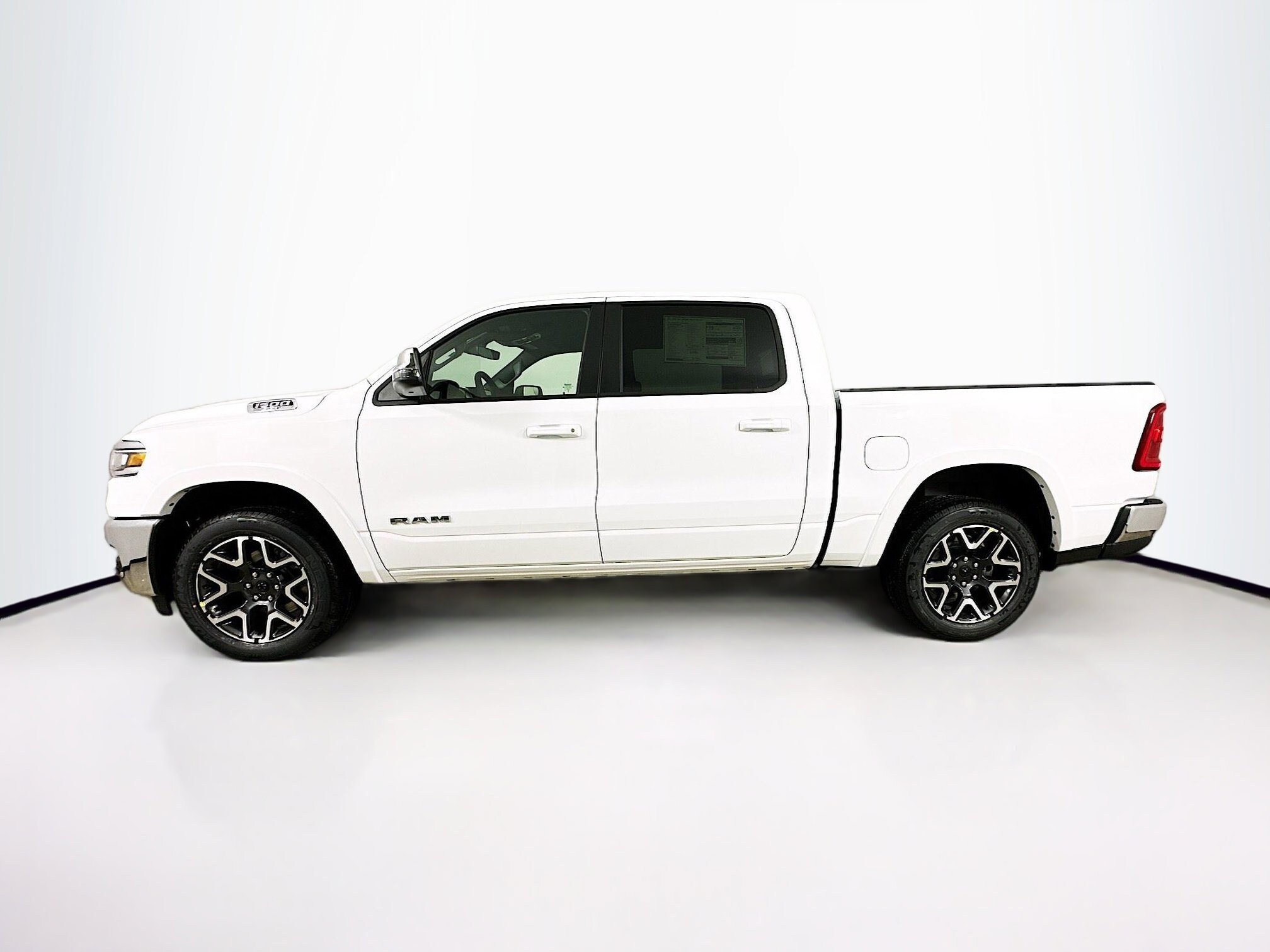 2025 Ram 1500 Laramie photo 4