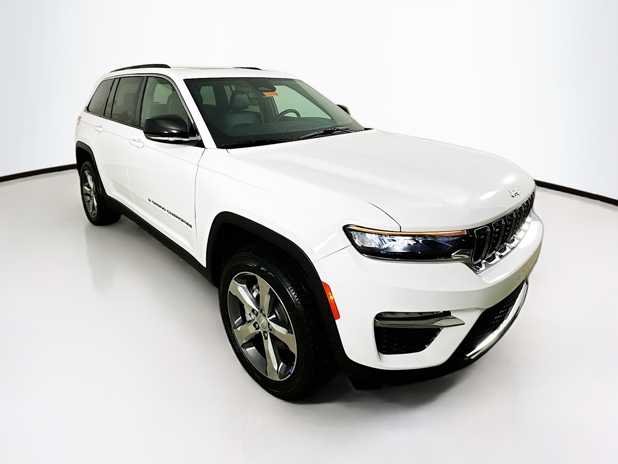 2025 Jeep Grand Cherokee Limited's photo