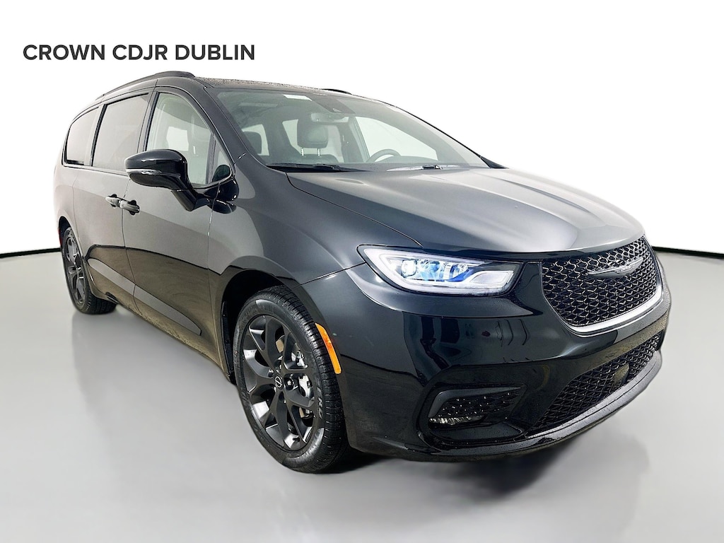 New 2026 Chrysler Pacifica Select Passenger Van