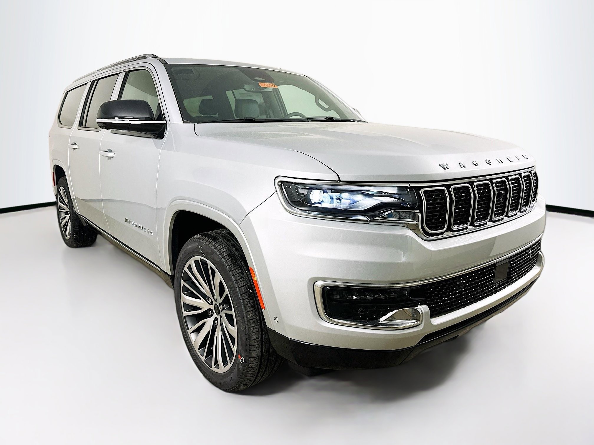 2025 Jeep Wagoneer L Series II's photo