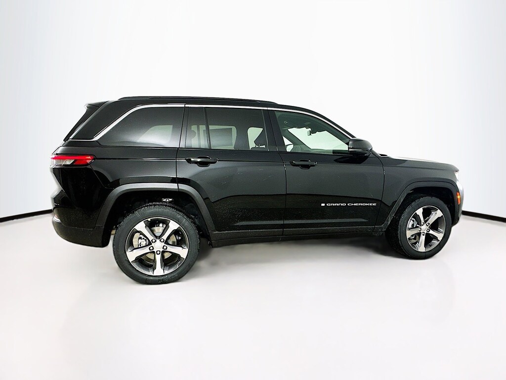 New 2026 Jeep Grand Cherokee Limited Sport Utility