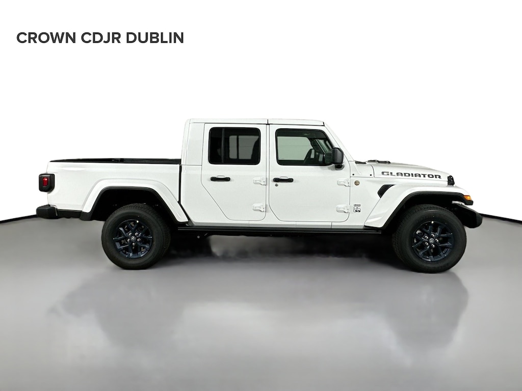 New 2026 Jeep Gladiator Sport Pickup