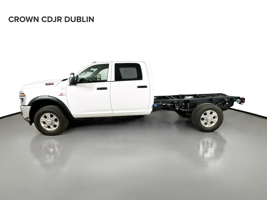 New 2026 Ram 3500 Chassis Cab Tradesman/Big Horn Pickup