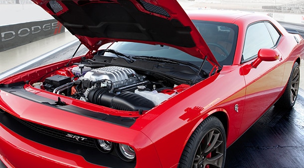 3454-DODGE-Challenger_Story-DesignExterior_2_PerformanceInTheHood.jpg