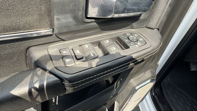 2026 RAM 3500 Laramie - Photo 22