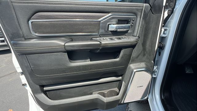 2026 RAM 3500 Laramie - Photo 21