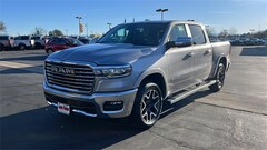 2025 Ram 1500 LARAMIE CREW CAB 4X4 5'7 BOX Pickup