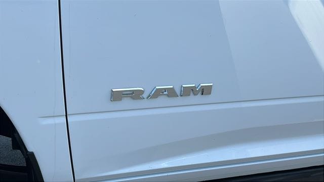 2026 RAM 3500 Laramie - Photo 12