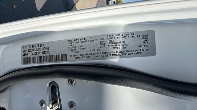 2026 RAM 3500 Laramie - Photo 36