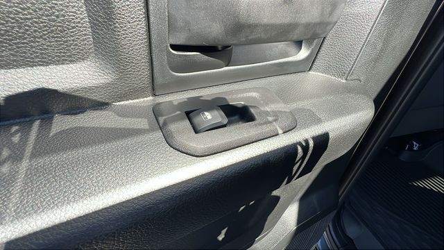 2026 RAM 2500 Tradesman/Black Express - Photo 16