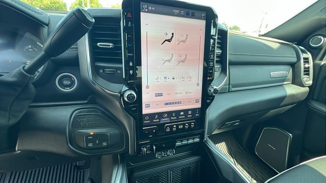 2026 RAM 3500 Laramie - Photo 28