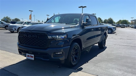 2025 Ram 1500 BIG HORN CREW CAB 4X4 5'7 BOX Pickup