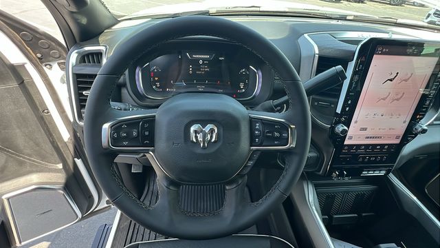 2026 RAM 3500 Laramie - Photo 29