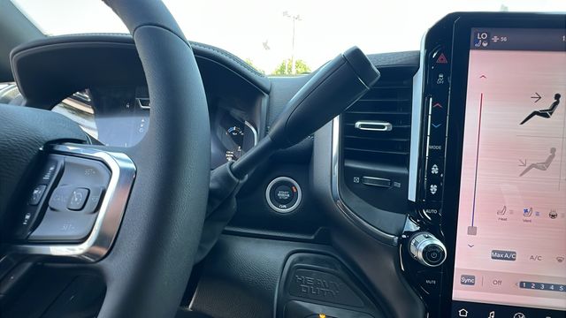 2026 RAM 3500 Laramie - Photo 27