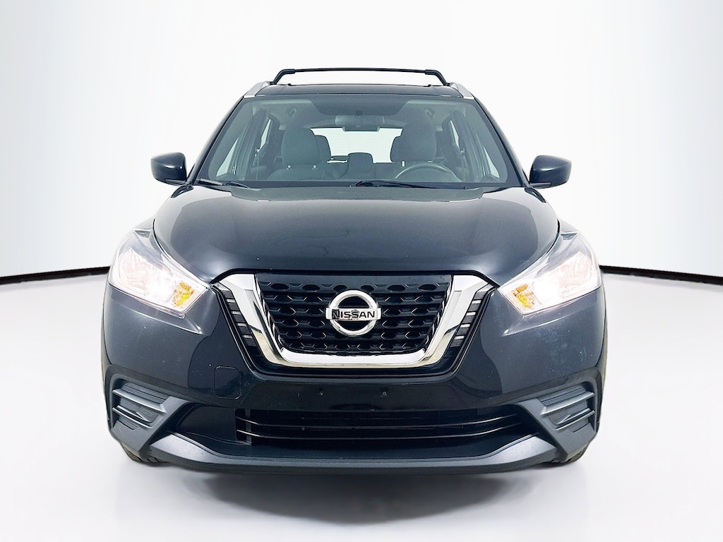 Used 2019 Nissan Kicks S SUV