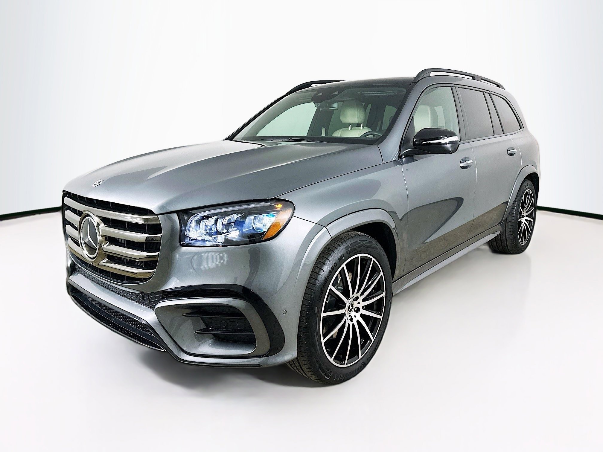 2025 Mercedes-Benz GLS Base's photo