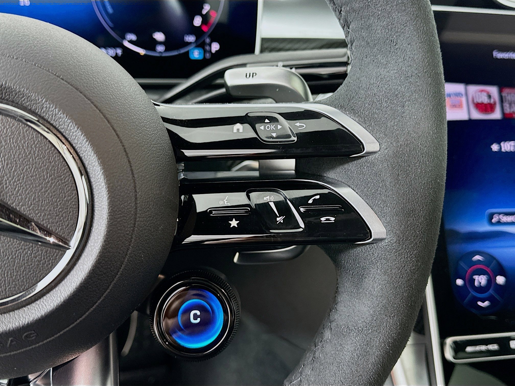 2025 Mercedes-Benz C-Class Sedan AMG C63 S E Peformance - Photo 13