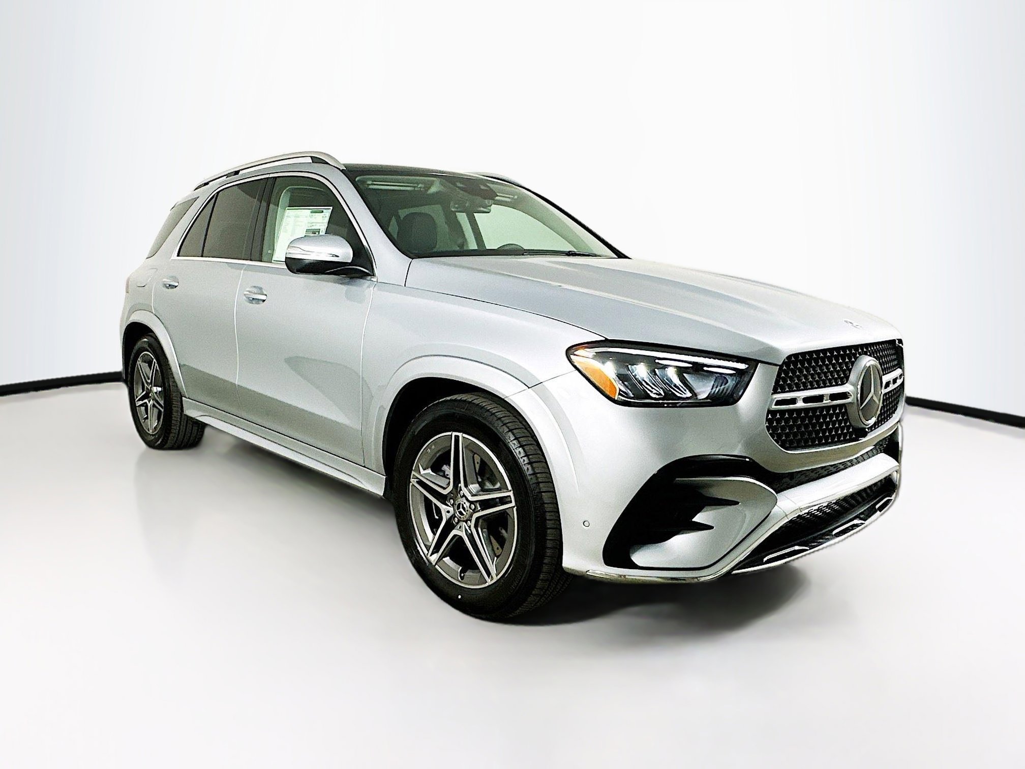 2026 Mercedes-Benz GLE GLE450's photo