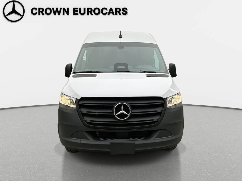 New 2025 Mercedes-Benz Sprinter 2500 Standard Roof 4-Cyl Diesel Van Cargo Van