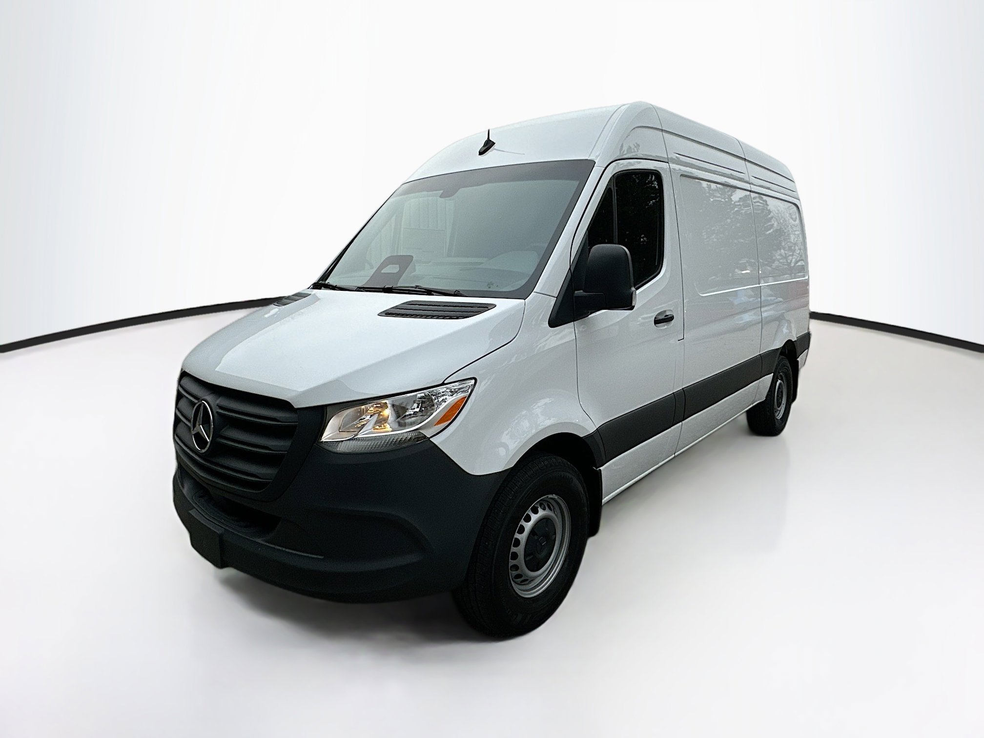 2025 Mercedes-Benz Sprinter Cargo Van Base's photo