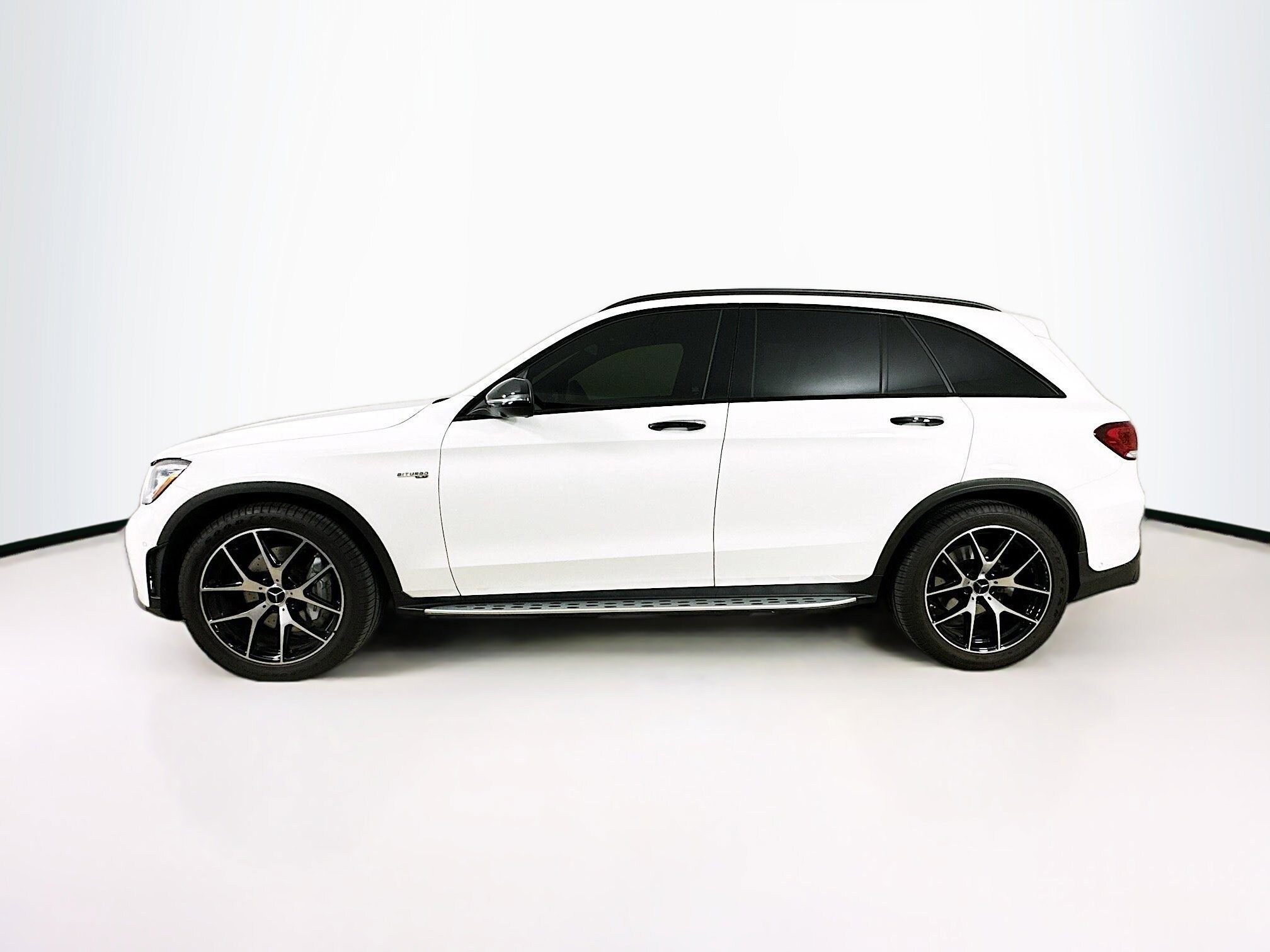 2022 Mercedes Benz GLC AMG 43 4MATIC photo 3