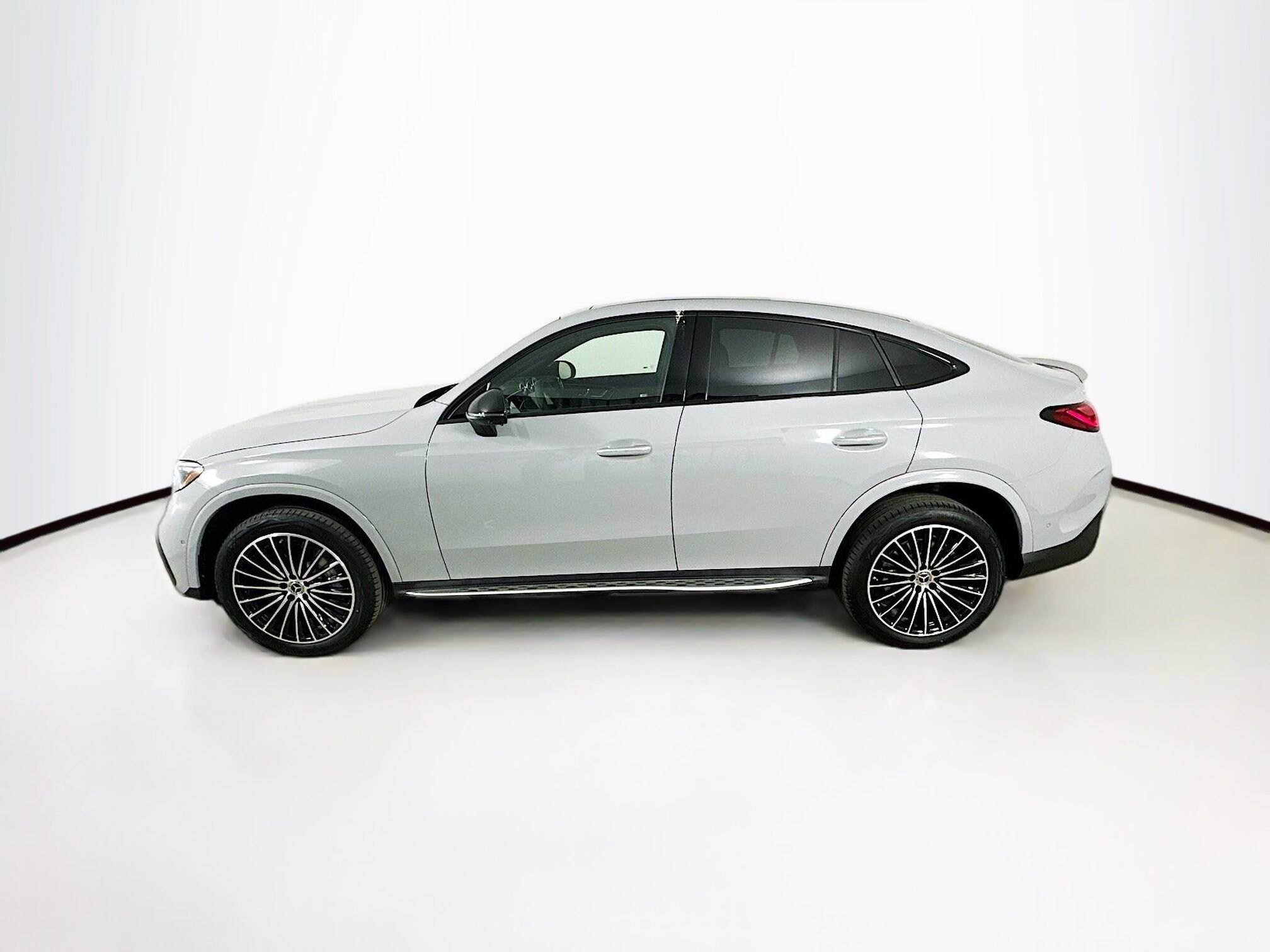 2025 Mercedes Benz GLC 300 4MATIC Coupe photo 4
