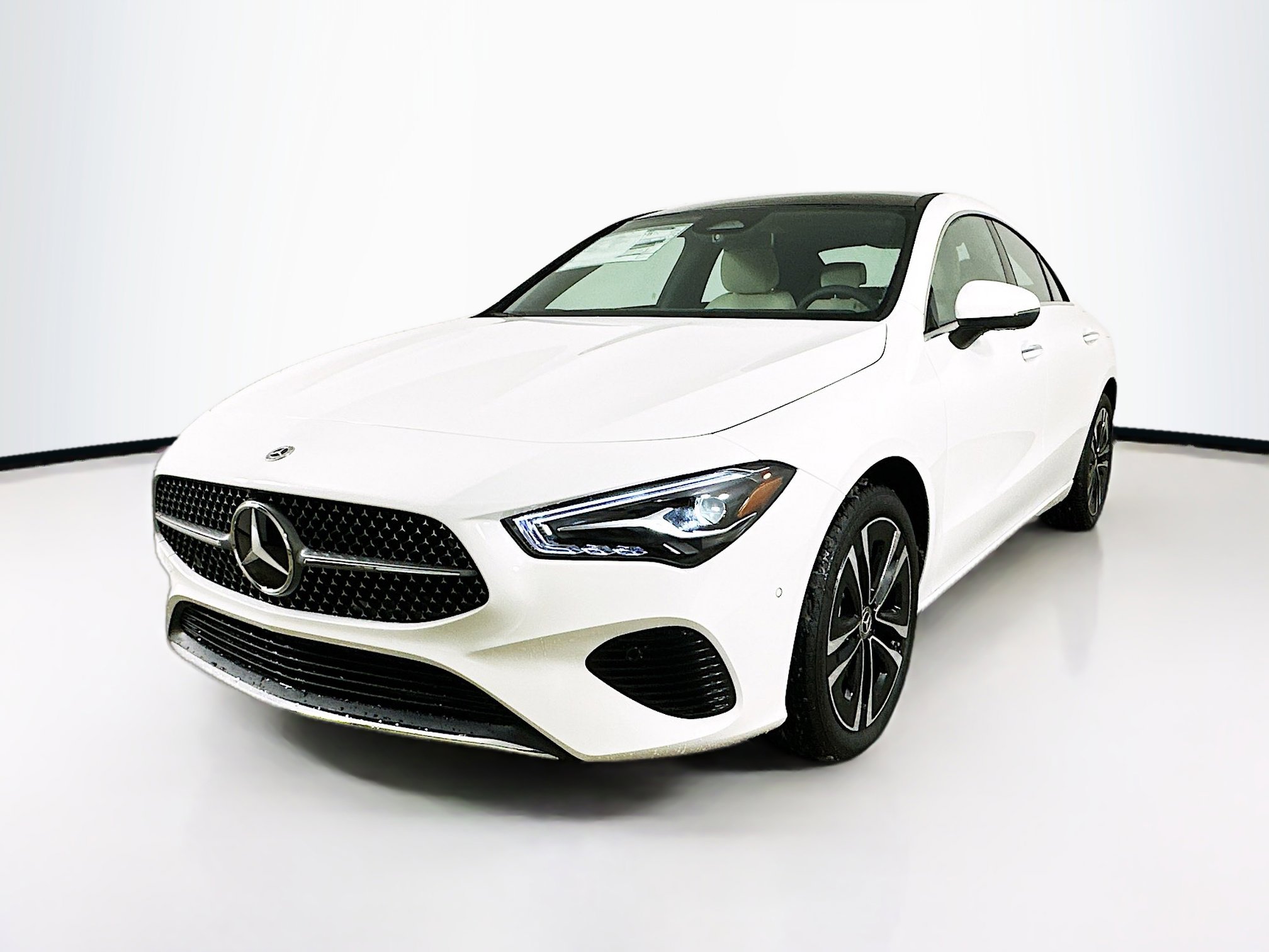2025 Mercedes Benz CLA 250 4MATIC photo 3