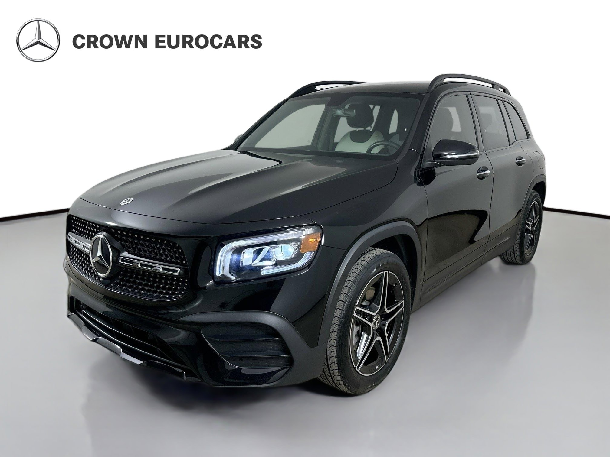 2023 Mercedes-Benz GLB GLB 250 4MATIC's photo