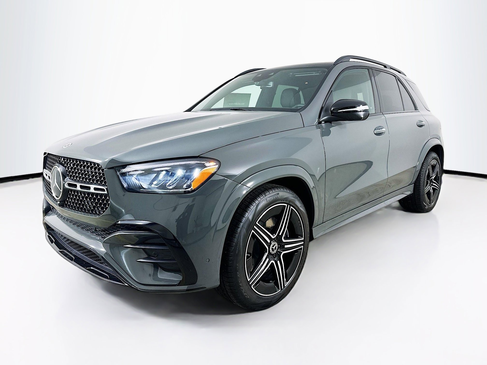 2026 Mercedes-Benz GLE GLE450's photo