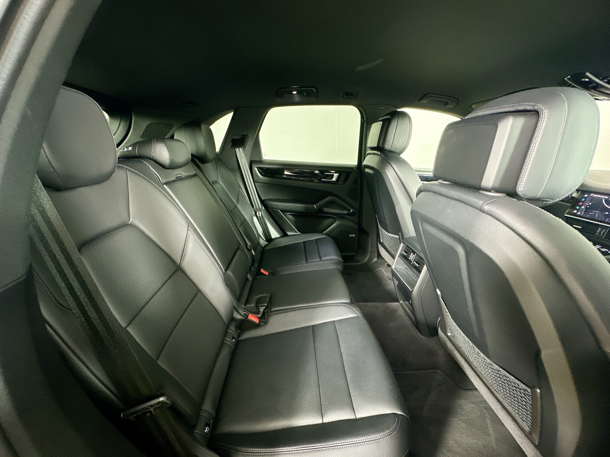 2022 Porsche Cayenne Base - Photo 41