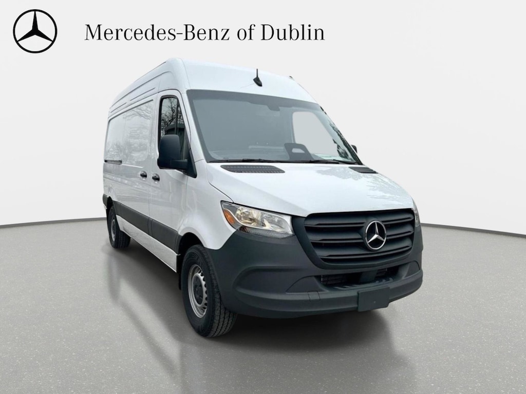New 2025 Mercedes-Benz Sprinter 2500 Standard Roof 4-Cyl Diesel Van Cargo Van