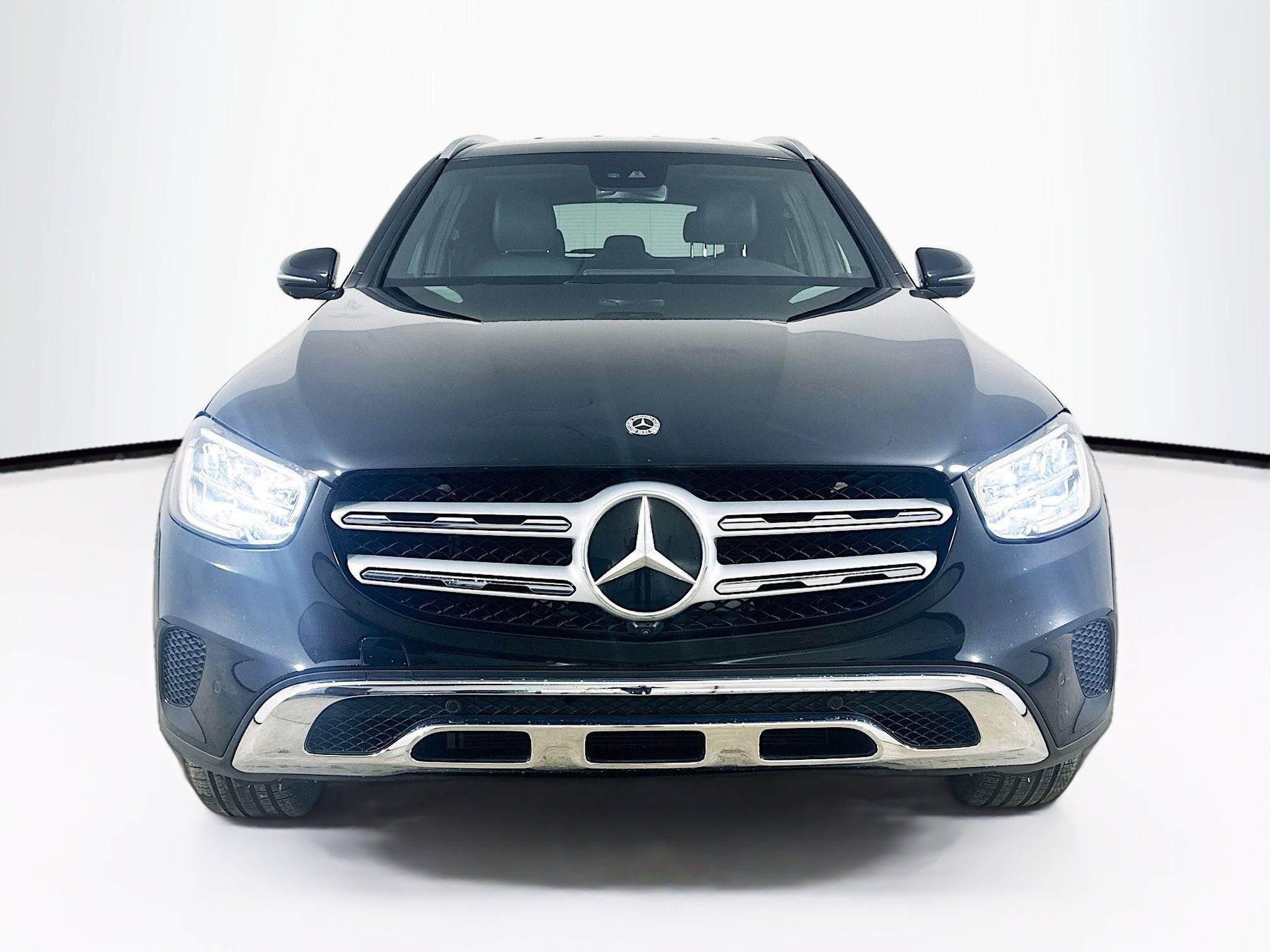 2022 Mercedes Benz GLC 300 4MATIC photo 2