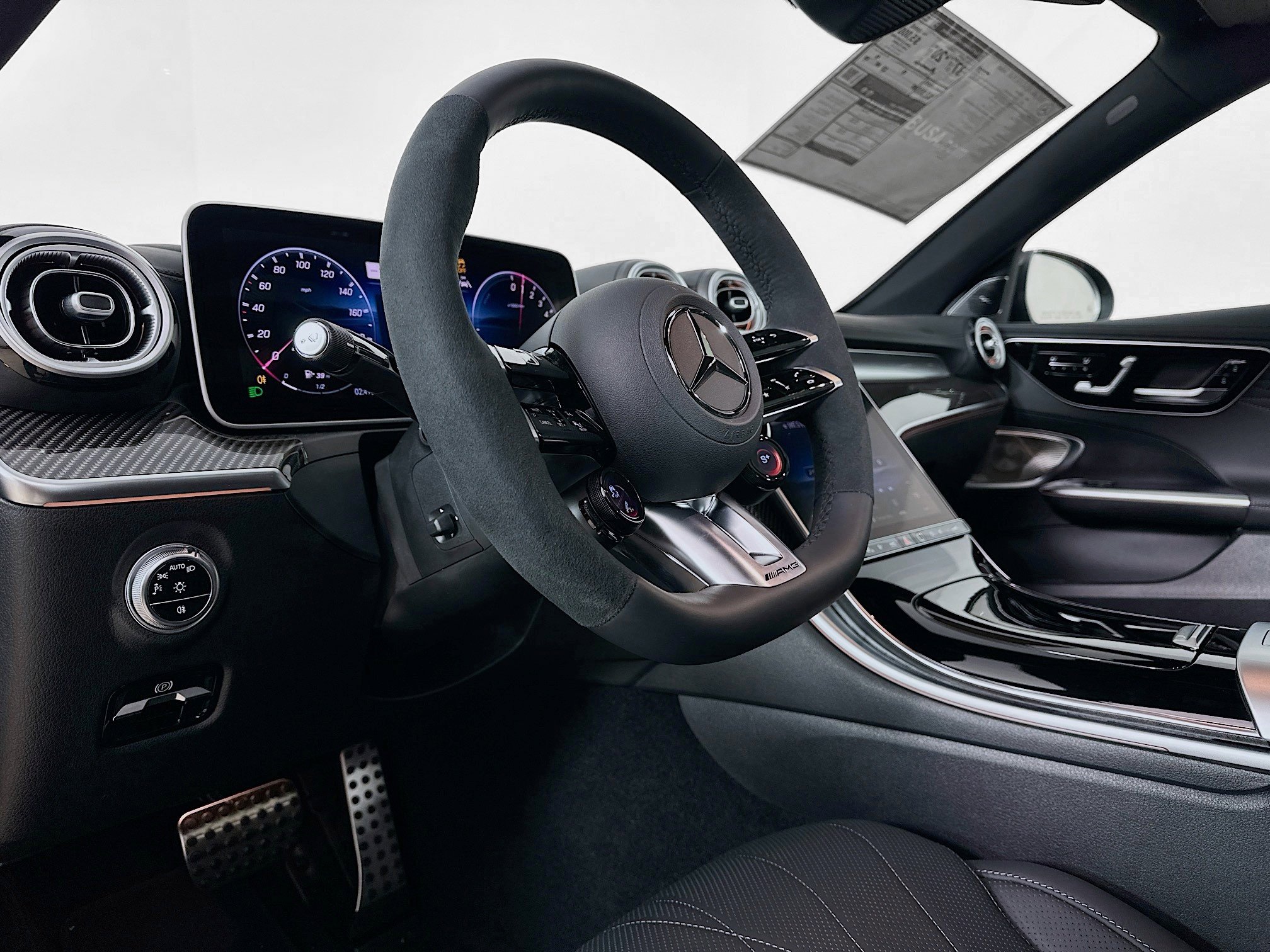 2025 Mercedes-Benz C-Class Sedan AMG C63 S E Peformance - Photo 9