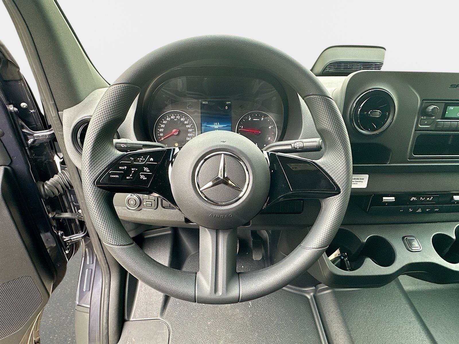 2025 Mercedes-Benz Sprinter Cargo Van Base - Photo 10