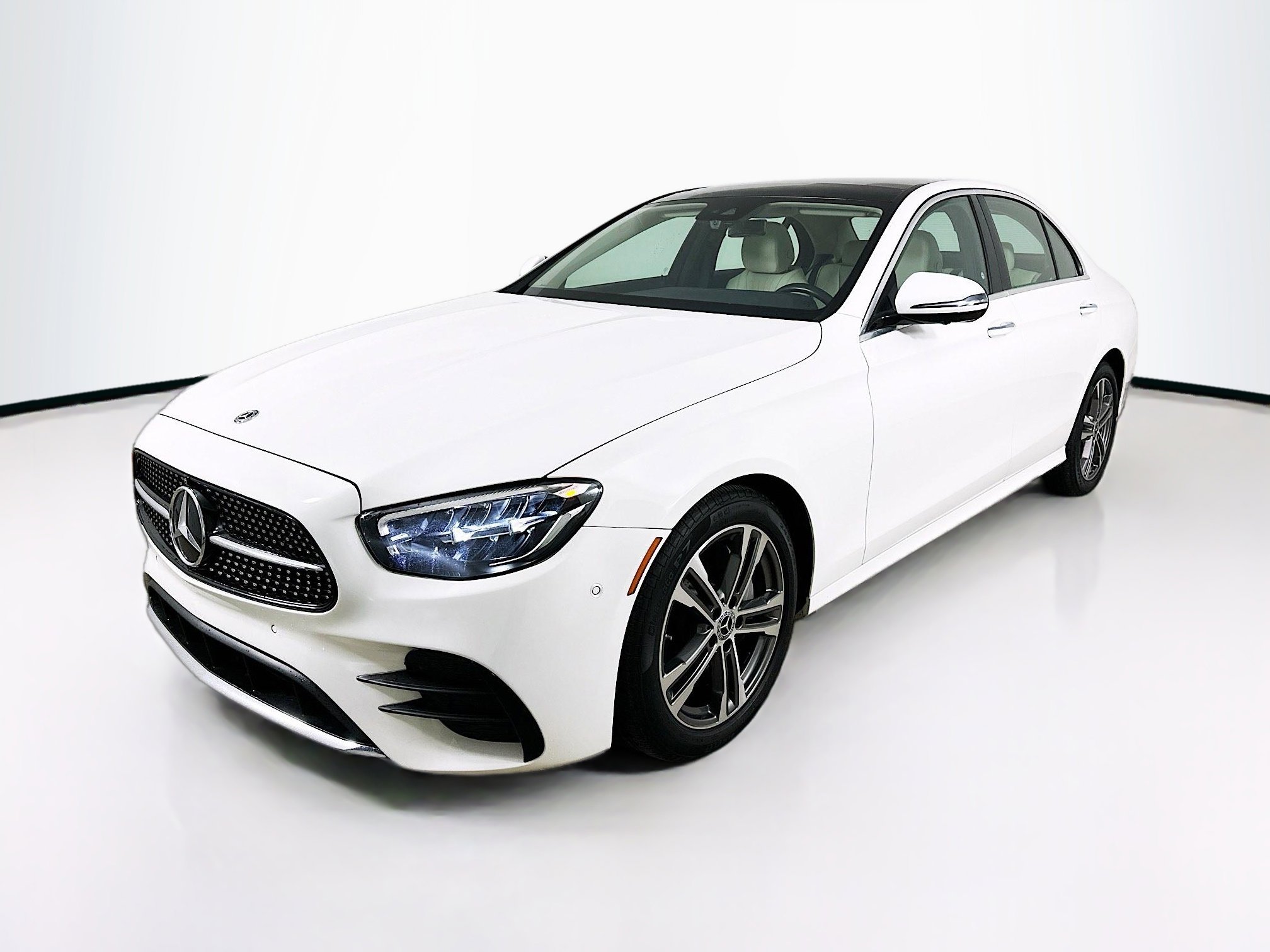 2021 Mercedes-Benz E-Class E350's photo