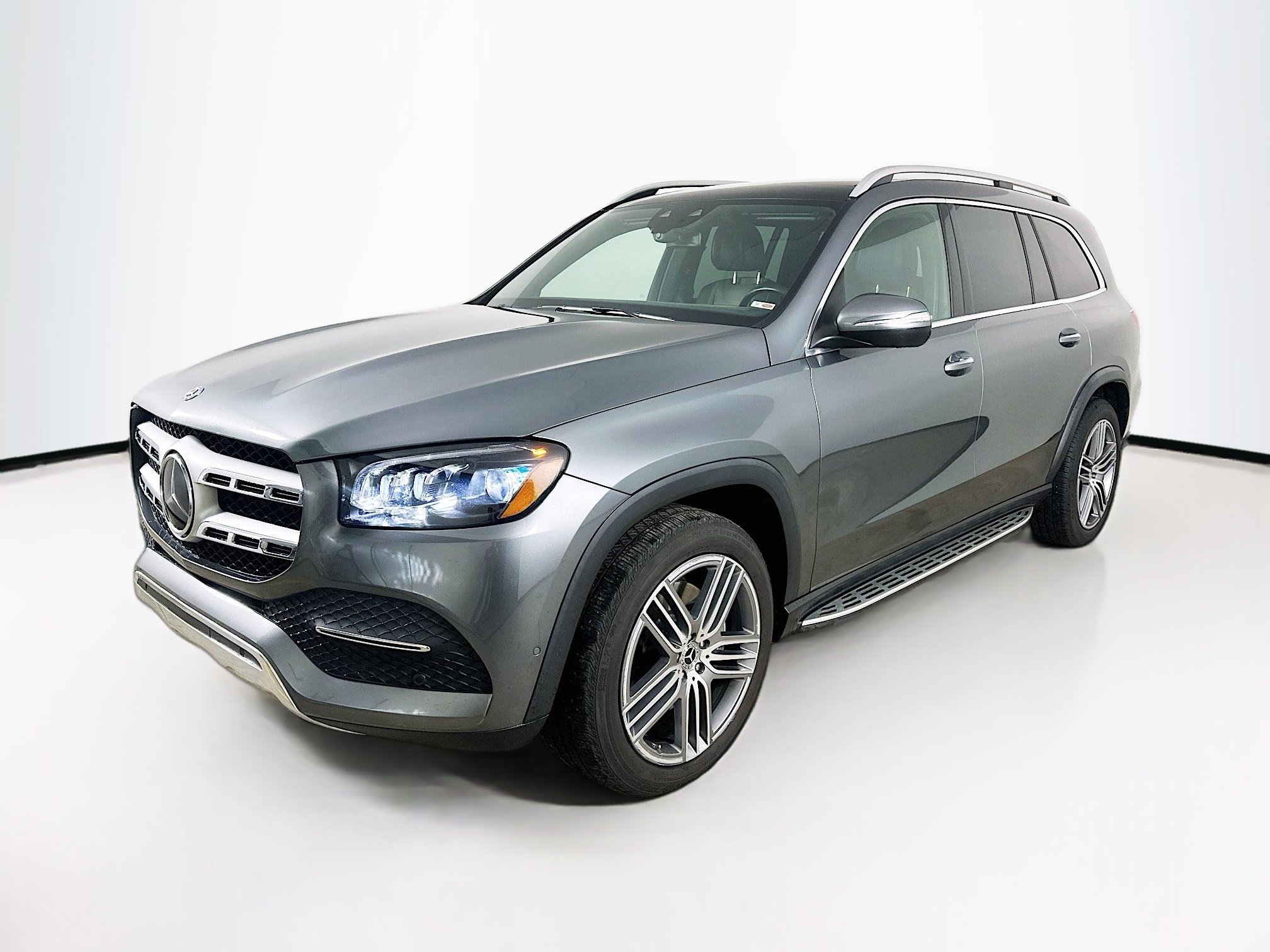 2020 Mercedes-Benz GLS GLS450's photo