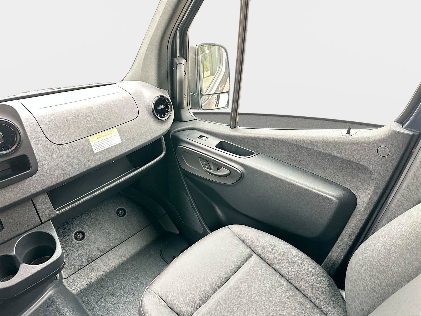 2025 Mercedes-Benz Sprinter Cargo Van Base - Photo 27