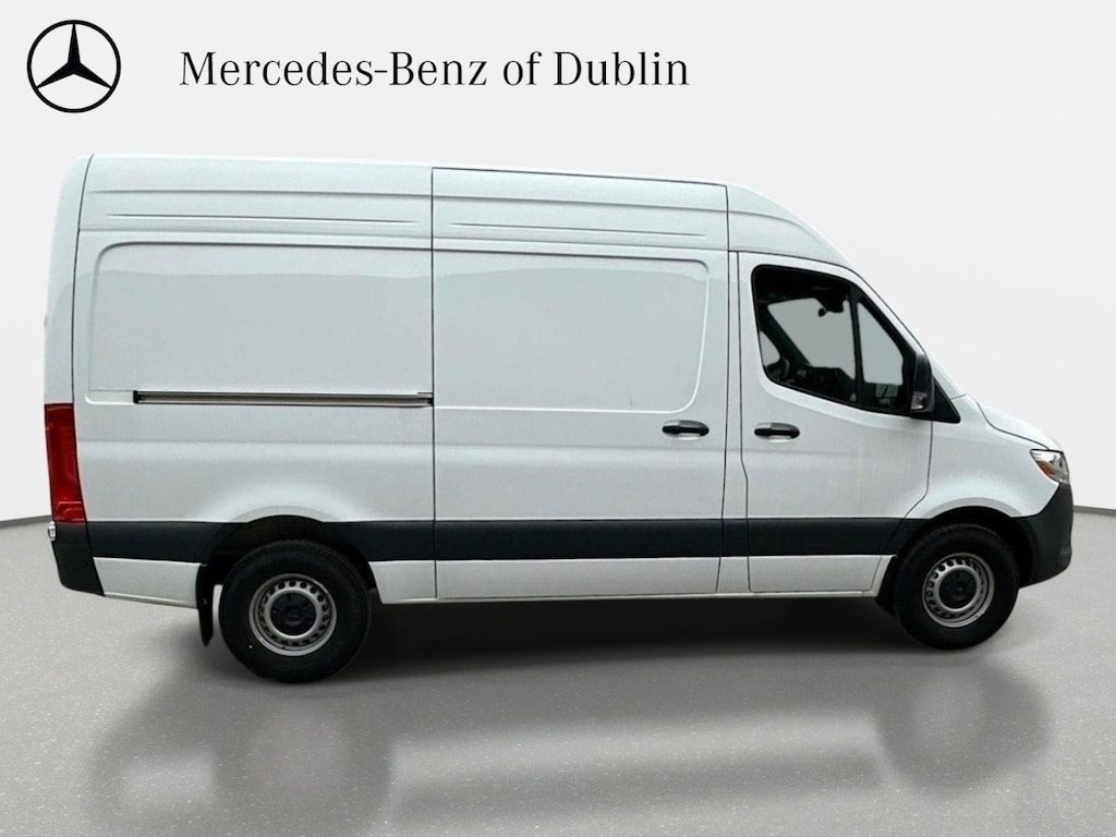 New 2025 Mercedes-Benz Sprinter 2500 Standard Roof 4-Cyl Diesel Van Cargo Van