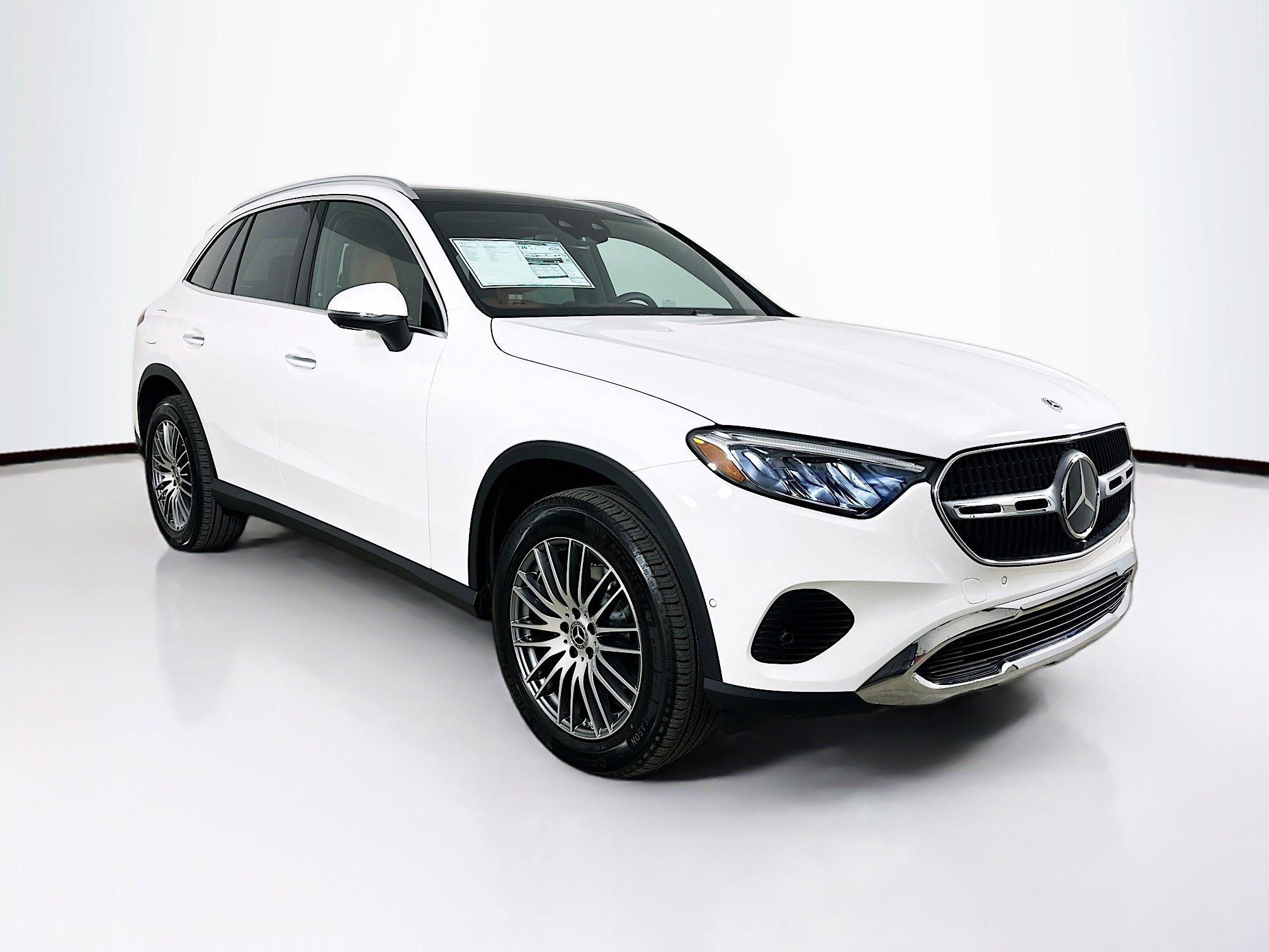 2026 Mercedes-Benz GLC Base's photo