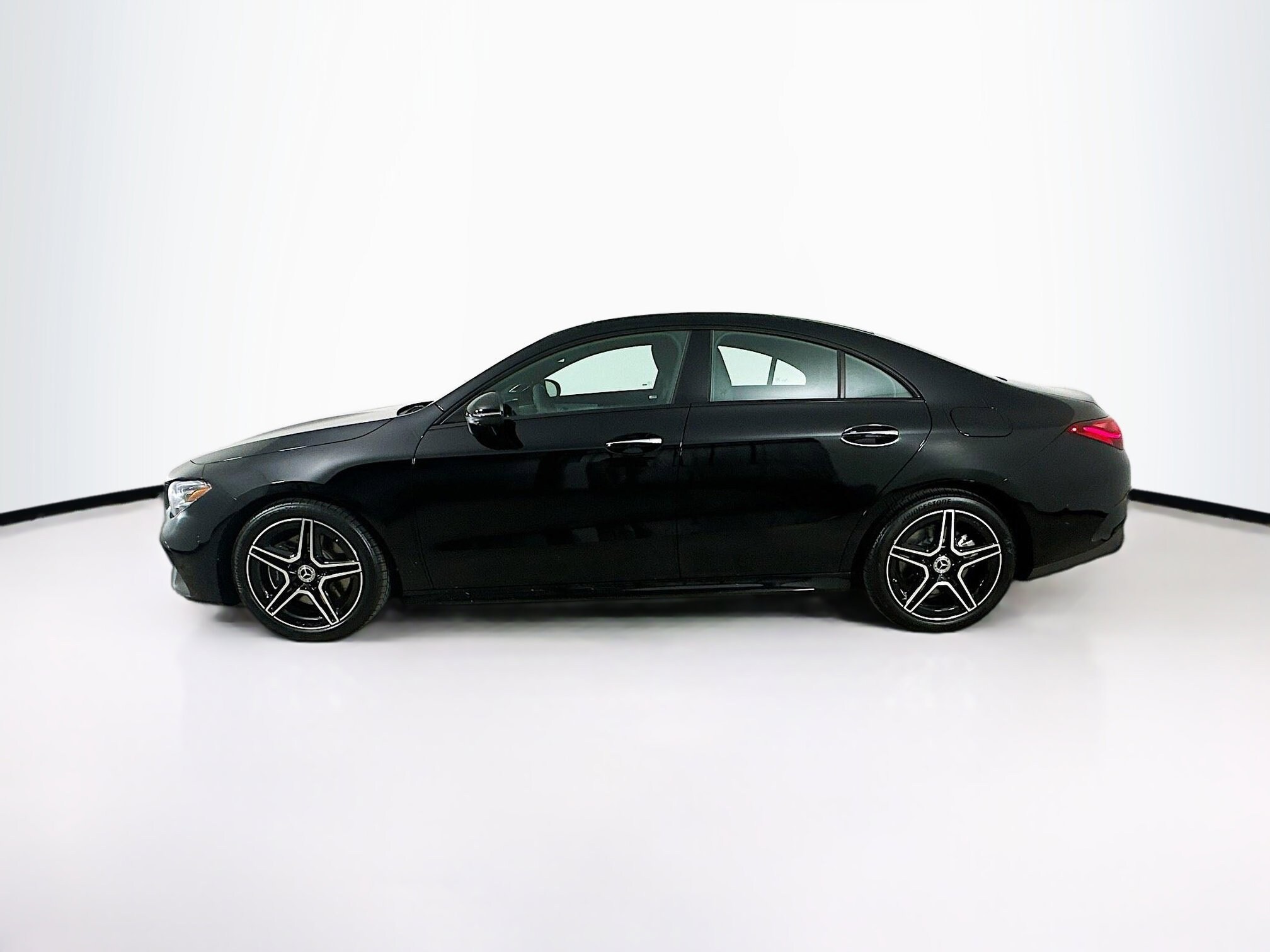 2026 Mercedes Benz CLA 250 4MATIC photo 4