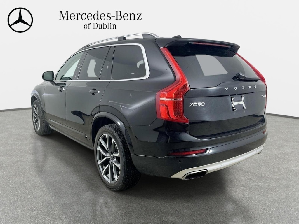 Used 2019 Volvo XC90 T6 Momentum SUV