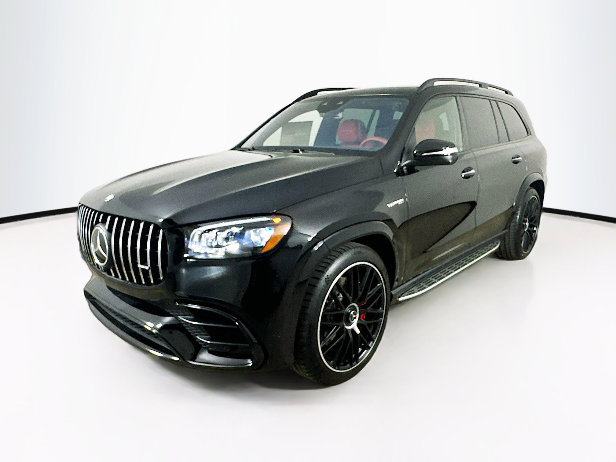 2025 Mercedes Benz GLS AMG 63 4MATIC photo 3