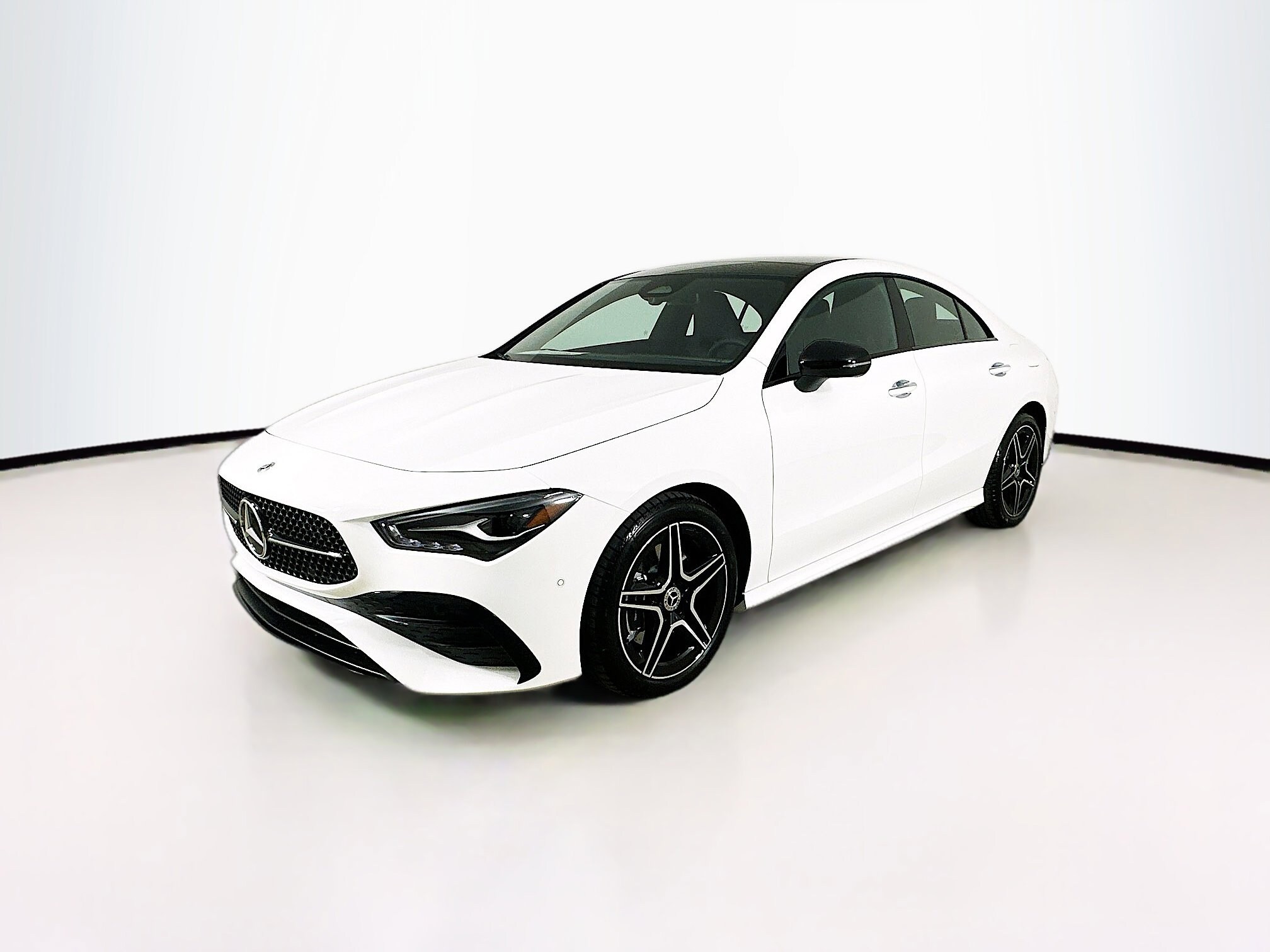 2025 Mercedes Benz CLA 250 4MATIC photo 3