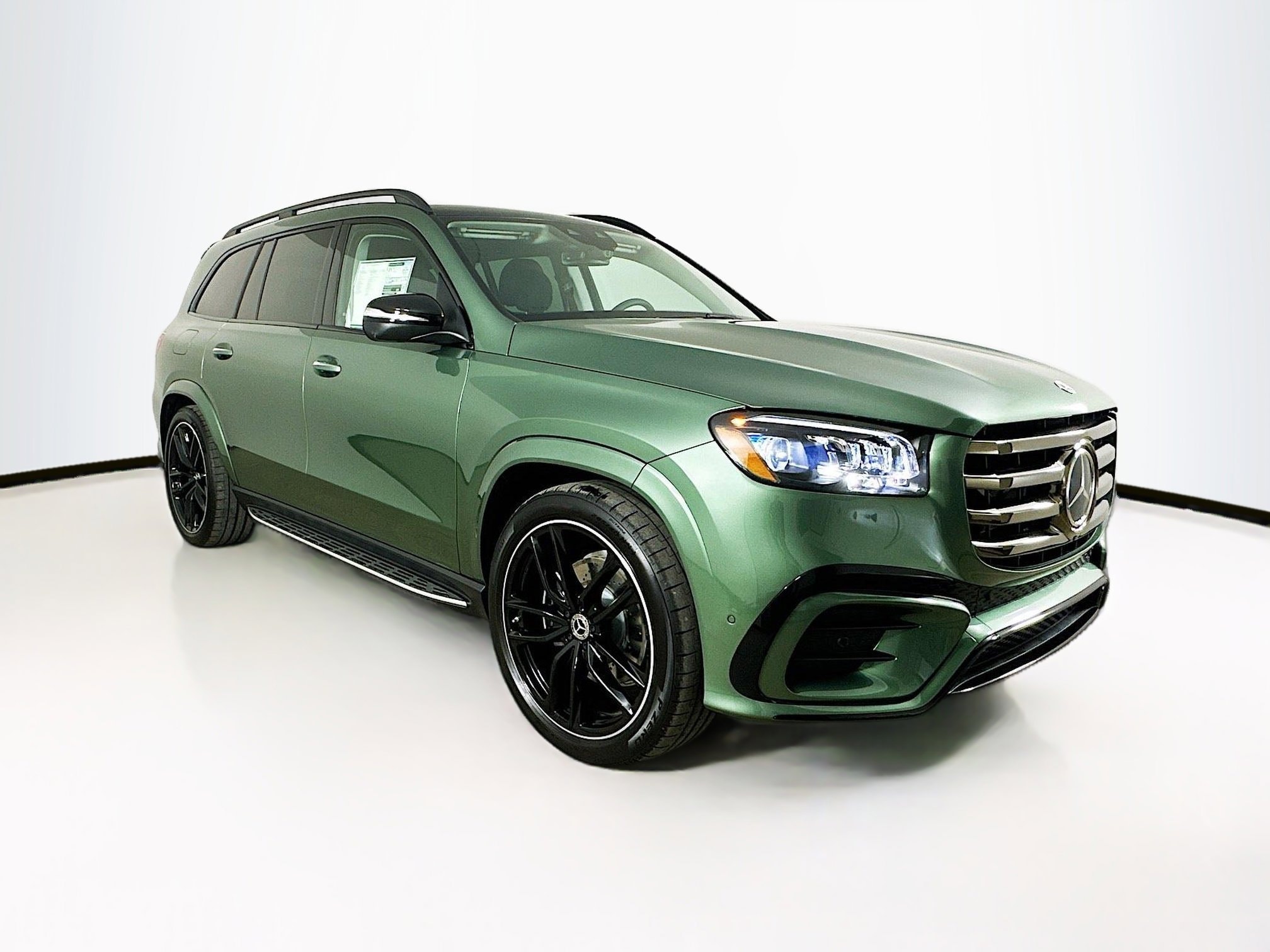 2026 Mercedes-Benz GLS Base's photo