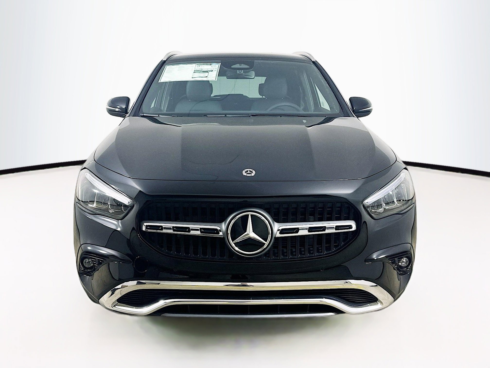 2025 Mercedes Benz GLA 250 4MATIC photo 2