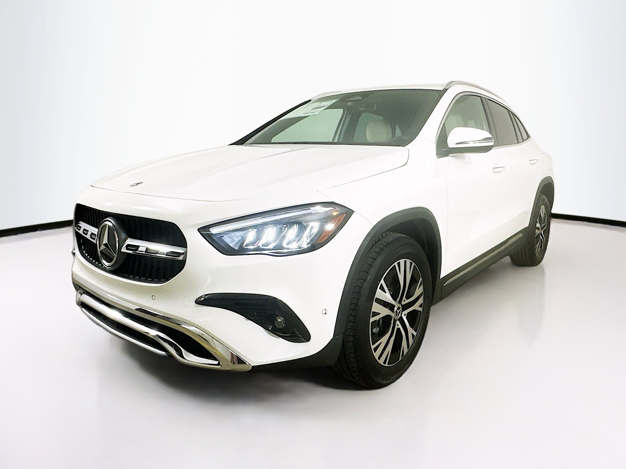 2025 Mercedes Benz GLA 250 4MATIC photo 3